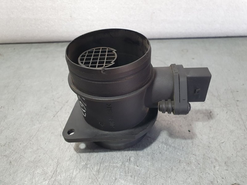 Recambio de caudalimetro para seat cordoba berlina (6l2) stella referencia OEM IAM 038906461B 0281002531 BOSCH