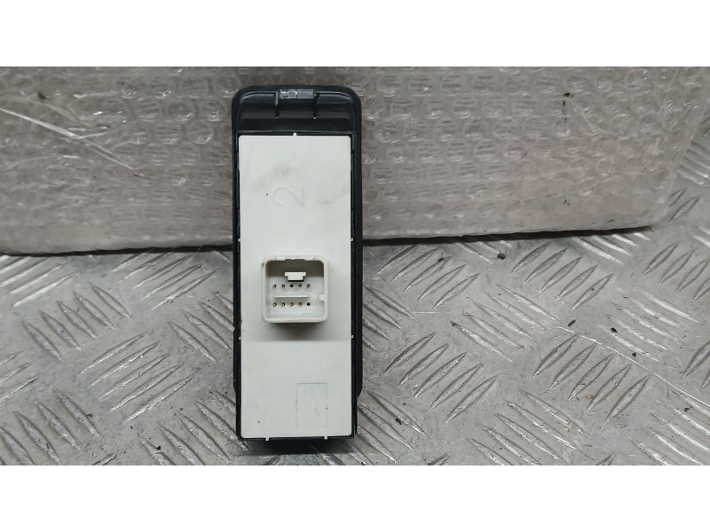 Recambio de mando elevalunas delantero izquierdo para volkswagen polo v (6r1, 6c1) 1.2 tsi 16v referencia OEM IAM 6R067255K  