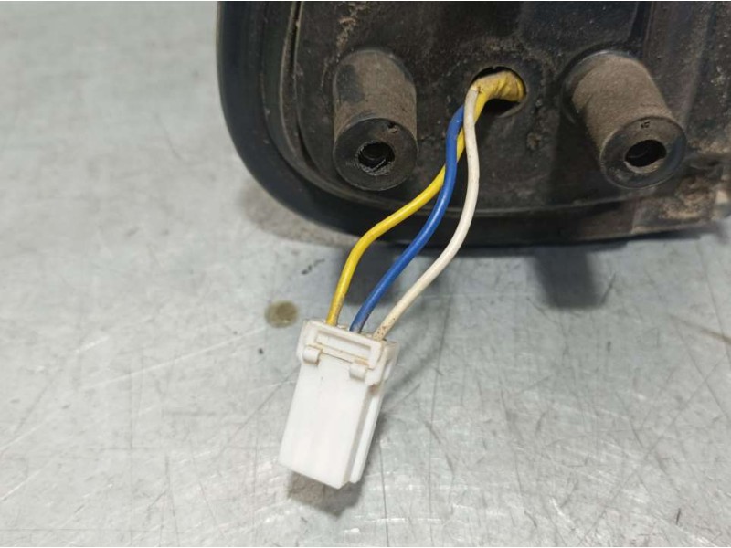 Recambio de retrovisor derecho para ssangyong korando 2.3 gasolina 105kw referencia OEM IAM   ELECTRICO 3 CABLES