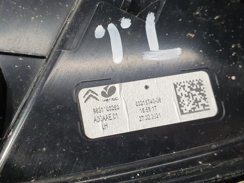 Recambio de piloto trasero izquierdo para citroën c4 1.2 12v e-thp pure tech referencia OEM IAM 9831100280  EXTERIOR