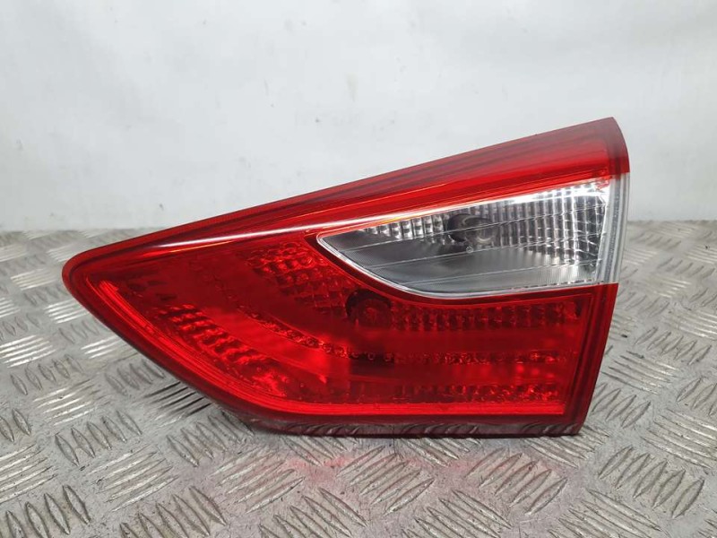 Recambio de piloto trasero derecho para hyundai i30 (gd) classic referencia OEM IAM SIN REF  INTERIOR