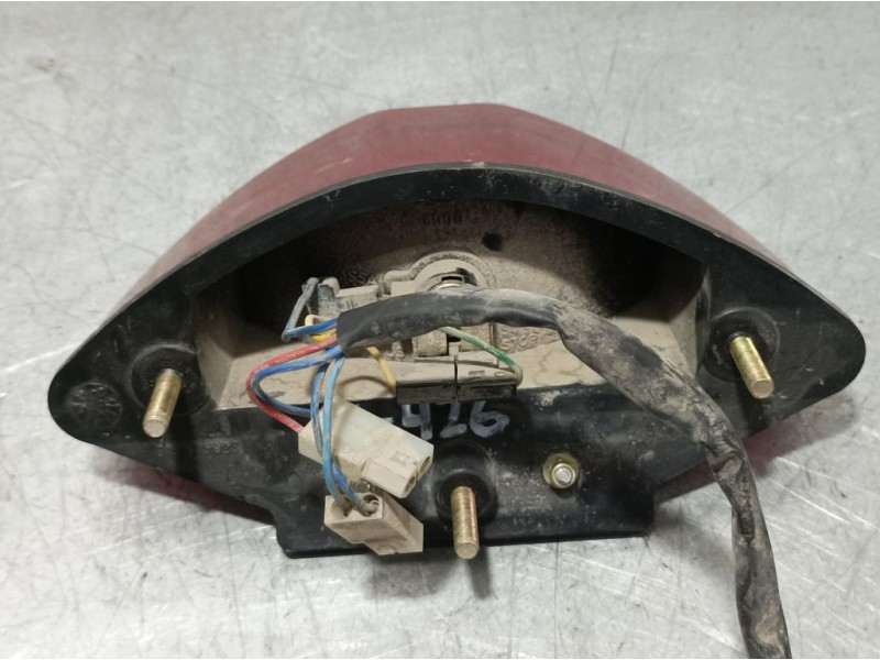 Recambio de piloto trasero central para aprilia rally 50 rally 50 lc cat referencia OEM IAM   