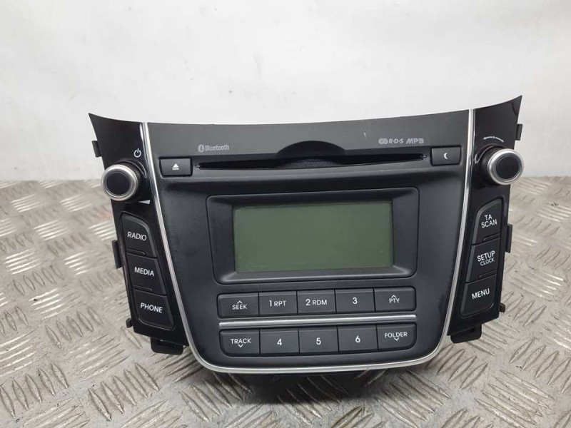 Recambio de sistema audio / radio cd para hyundai i30 (gd) classic referencia OEM IAM 96170A6210GU AC110A6EE 