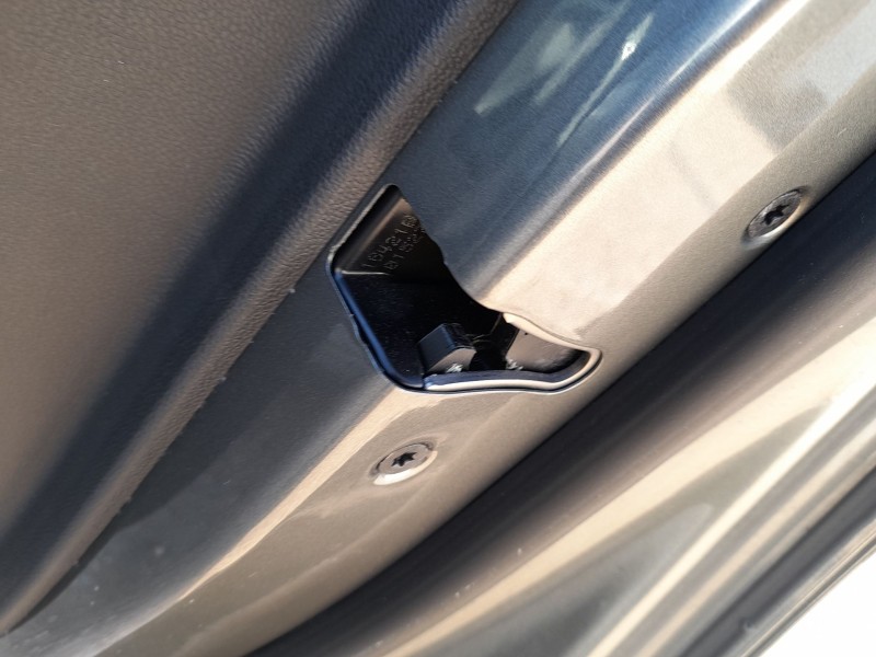 Recambio de cerradura puerta delantera derecha para opel insignia b grand sport (z18) 1.5 (68) referencia OEM IAM 13533592  