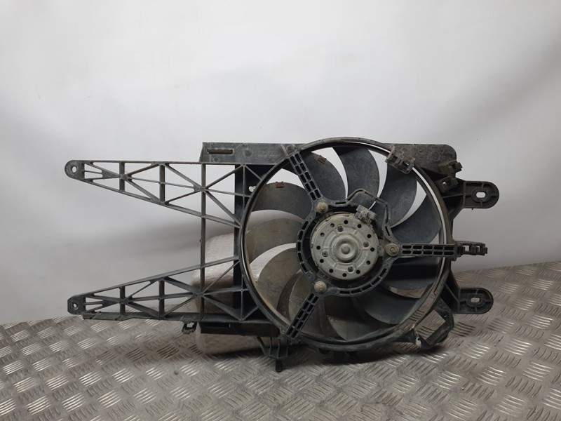 Recambio de electroventilador para fiat punto berlina (188) 1.2 8v elx (i) referencia OEM IAM SIN REF  
