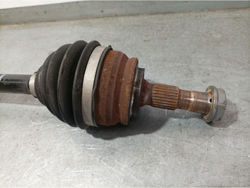 Recambio de transmision delantera derecha para citroën c4 1.2 12v e-thp pure tech referencia OEM IAM 9824359680  