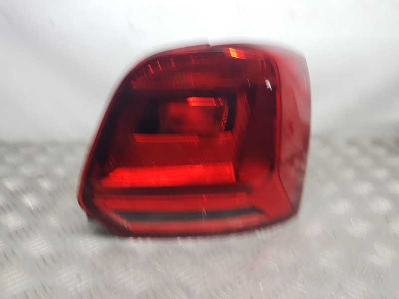 Recambio de piloto trasero derecho para volkswagen polo v (6r1, 6c1) 1.2 tsi 16v referencia OEM IAM 6C0945096K  