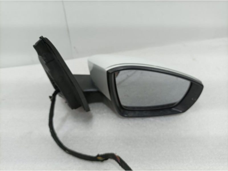 Recambio de retrovisor derecho para volkswagen polo (6c1) comfortline bluemotion referencia OEM IAM 6C1857502C  ELECTRICO 6 CABL