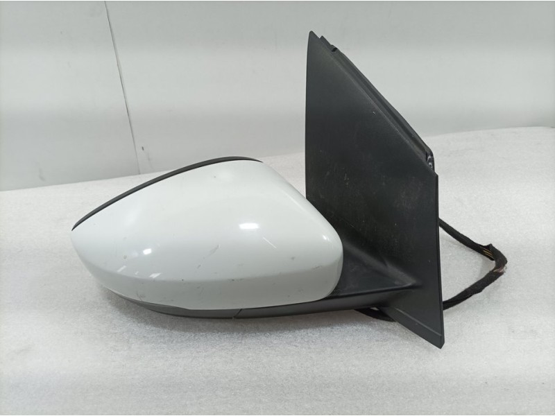 Recambio de retrovisor derecho para volkswagen polo (6c1) comfortline bluemotion referencia OEM IAM 6C1857502C  ELECTRICO 6 CABL