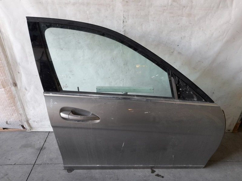 Recambio de puerta delantera derecha para mercedes-benz clase c (w204) berlina c 200 kompressor (204.041) referencia OEM IAM A20