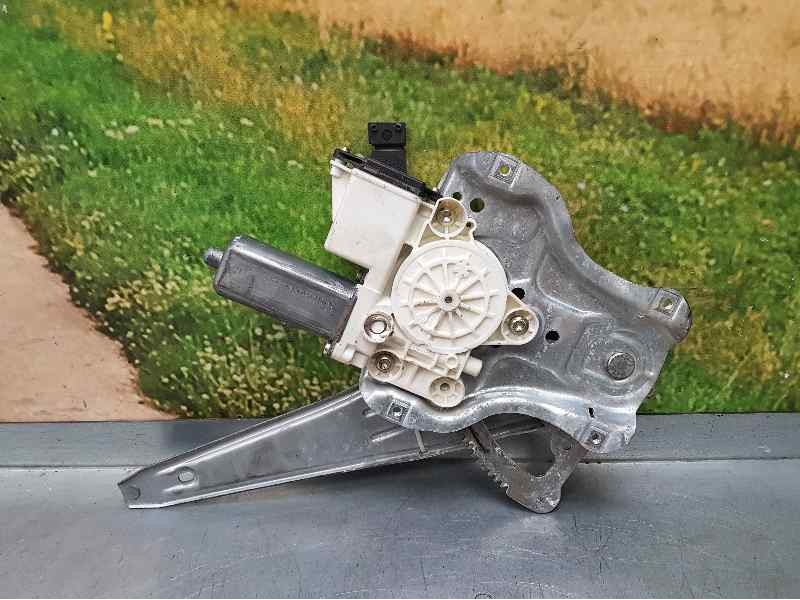 Recambio de elevalunas trasero derecho para toyota corolla (e12) 1.4 d-4d luna compact referencia OEM IAM  ELECTRICO 6 PINS