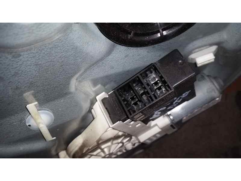 Recambio de elevalunas delantero izquierdo para seat ibiza (6l1) cool referencia OEM IAM  14 PINS ELECTRICO
