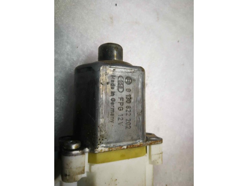 Recambio de elevalunas delantero izquierdo para nissan micra (k12e) 1.2 cat referencia OEM IAM 130822202  DOS PINS