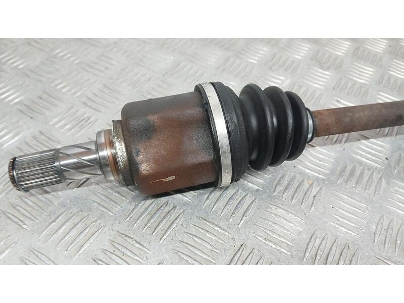 Recambio de transmision delantera derecha para nissan micra (k12e) acenta referencia OEM IAM 39100AY10A  