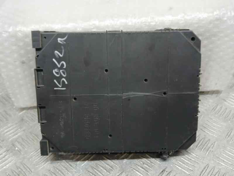 Recambio de caja reles / fusibles para citroën jumpy furgon club xl referencia OEM IAM 9822745880 2431840228 