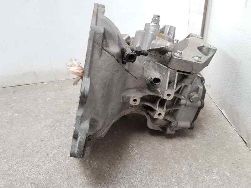 Recambio de caja cambios para opel corsa d selective referencia OEM IAM 2JC418 B11017675 5VELOCIDADES