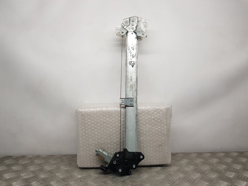 Recambio de elevalunas delantero derecho para honda hr-v (..) elegance referencia OEM IAM 70919 WR15028 ELECTRICO 6 PINS