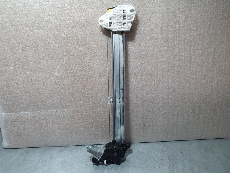 Recambio de elevalunas delantero izquierdo para honda hr-v (..) elegance referencia OEM IAM WR15027  ELECTRICO