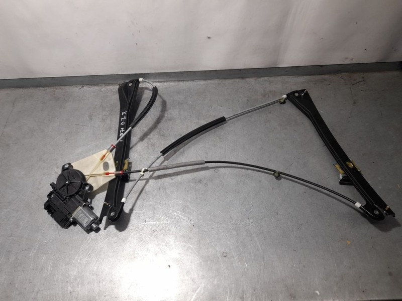 Recambio de elevalunas delantero izquierdo para volkswagen polo (6c1) trendline referencia OEM IAM SIN REF  ELECTRICO 8 PINES