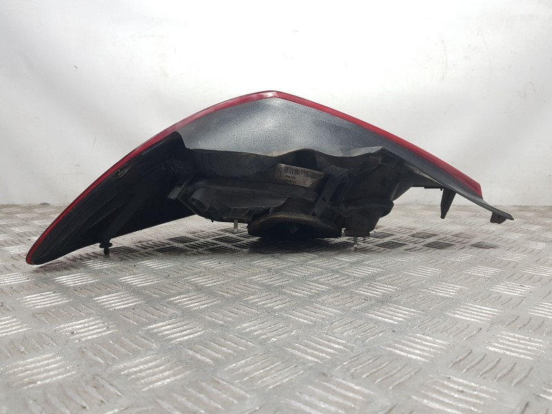 Recambio de piloto trasero derecho para opel corsa d (s07) 1.3 cdti (l08, l68) referencia OEM IAM 13269051  89318821