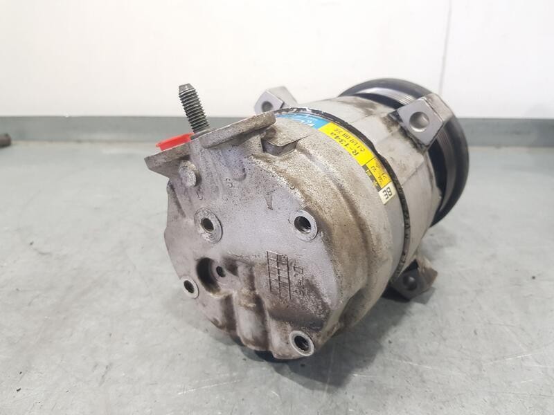 Recambio de compresor aire acondicionado para chevrolet tacuma sx referencia OEM IAM 715021  