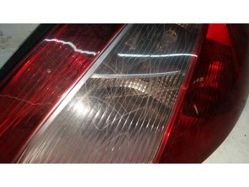 Recambio de piloto trasero derecho para renault megane ii berlina 5p authentique referencia OEM IAM 8200073237  RAYADO