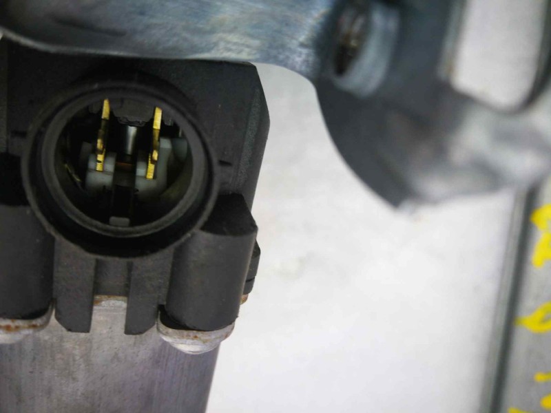 Recambio de elevalunas delantero izquierdo para nissan almera (n16/e) acenta referencia OEM IAM 400601  DOS PINS