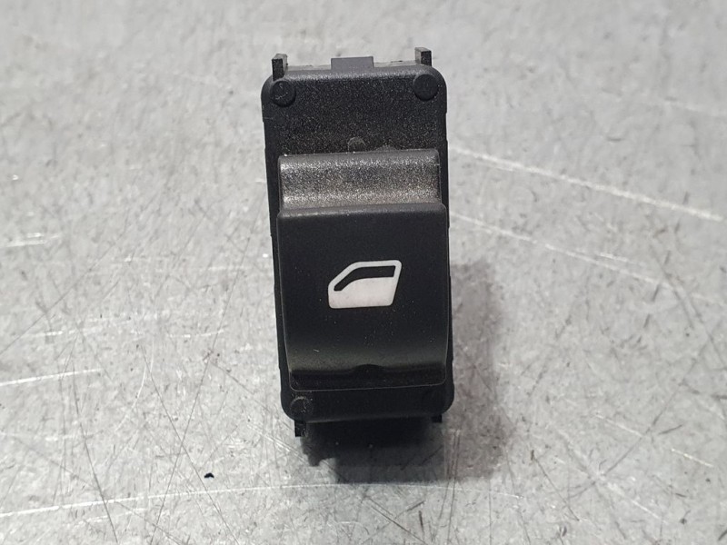 Recambio de mando elevalunas delantero izquierdo para citroën c-elysée shine referencia OEM IAM 96657927ZD  