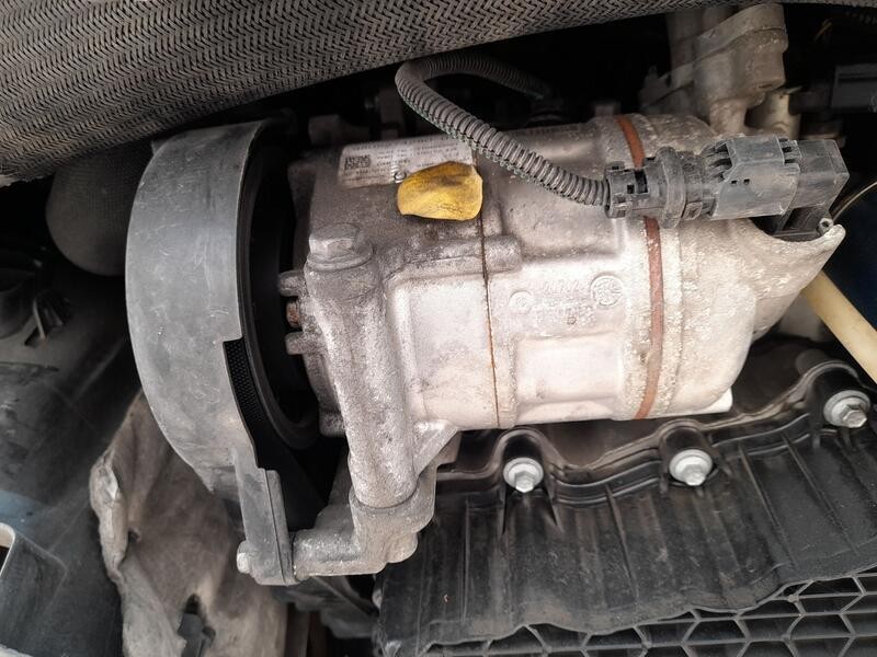 Recambio de compresor aire acondicionado para peugeot 308 ii (lb_, lp_, lw_, lh_, l3_) 2.0 bluehdi 150 referencia OEM IAM 967565