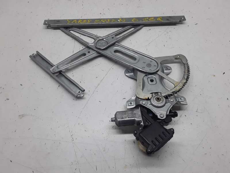 Recambio de elevalunas delantero izquierdo para toyota yaris (ksp9/scp9/nlp9) 1.4 turbodiesel cat referencia OEM IAM 857020F010 