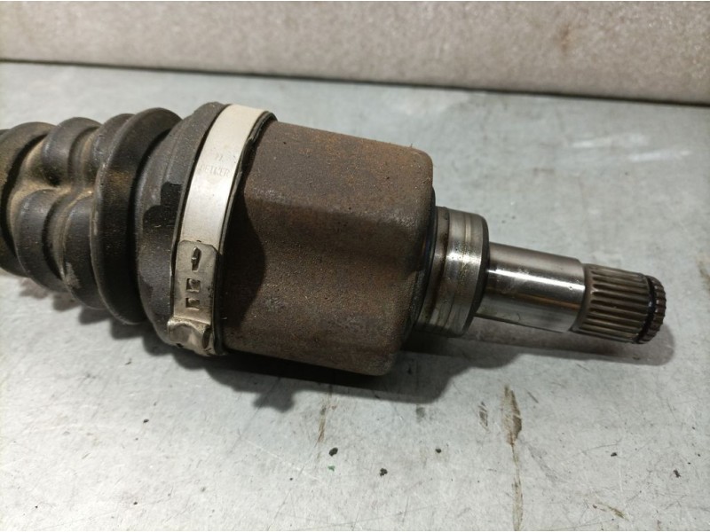 Recambio de transmision delantera izquierda para volkswagen polo (6c1) trendline referencia OEM IAM 6C0407271H  