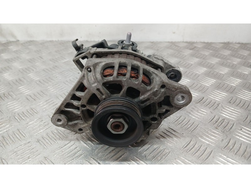 Recambio de alternador para hyundai i20 ii (gb, ib) 1.2 referencia OEM IAM 3730003355 VALEO 2622650