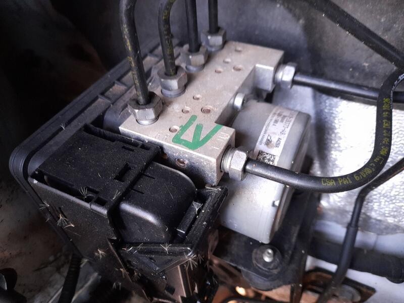 Recambio de abs para ford ecosport 1.5 ecoblue tdci referencia OEM IAM LN152B373AB ATE 10022019894