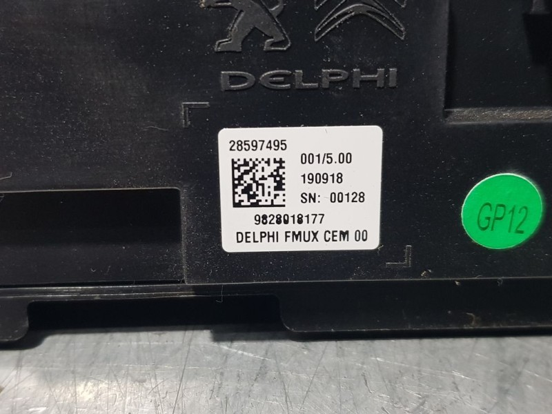 Recambio de mando multifuncion para citroën c5 aircross feel referencia OEM IAM 9828018177 28597495 DELPHI