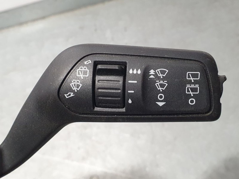 Recambio de mando limpia para ford focus st-line referencia OEM IAM GN1517A553AB  