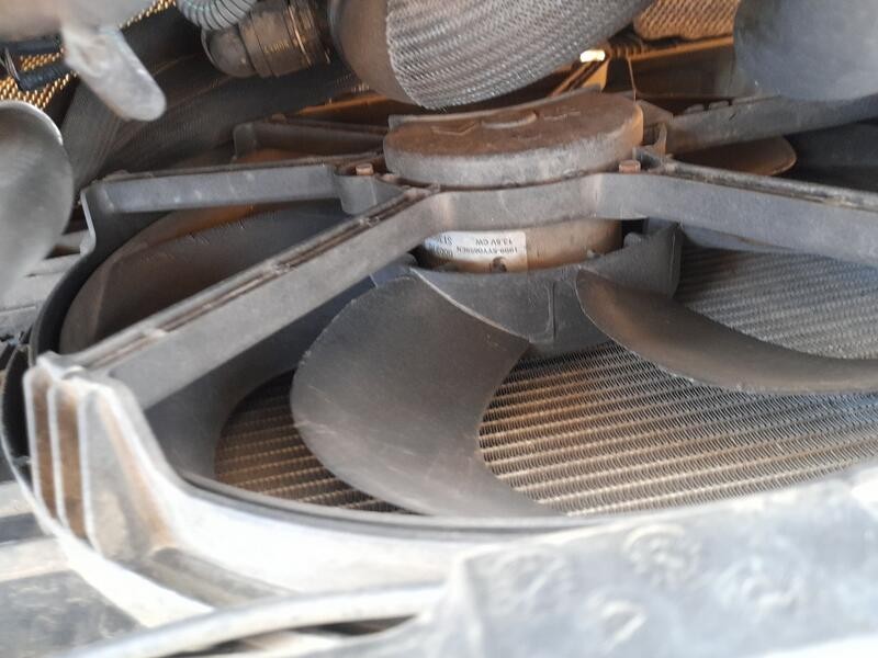 Recambio de electroventilador para peugeot 308 ii (lb_, lp_, lw_, lh_, l3_) 2.0 bluehdi 150 referencia OEM IAM 9836638080  