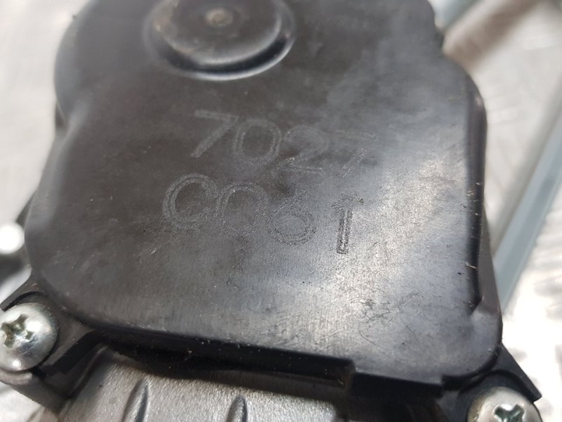 Recambio de motor limpia delantero para honda hr-v (..) elegance referencia OEM IAM 7027C061  