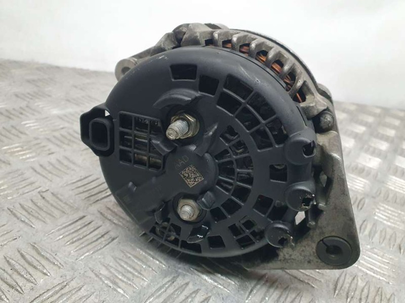 Recambio de alternador para chevrolet cruze lt referencia OEM IAM 13501719  