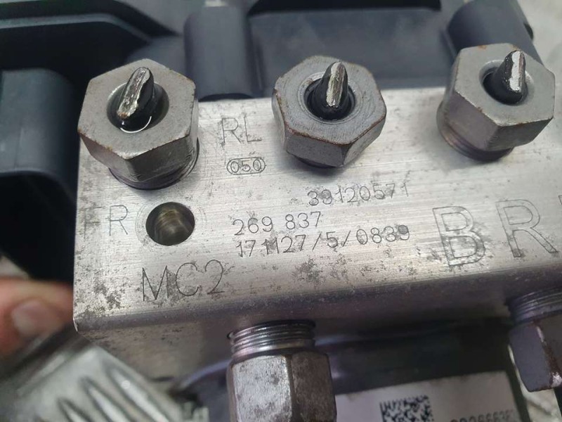 Recambio de abs para opel astra k lim. 5türig dynamic referencia OEM IAM 39120571 269837 