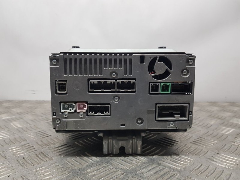 Recambio de sistema navegacion gps para honda hr-v (..) elegance referencia OEM IAM 39100T8MG55M1 1380002930J101 FUJITSU TEN