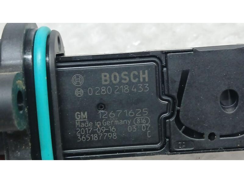 Recambio de caudalimetro para opel astra k lim. 5türig selective start/stop referencia OEM IAM 12671625 BOSCH 0280218433