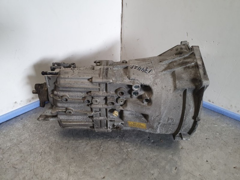 Recambio de caja cambios para bmw serie 3 compact (e46) 320td referencia OEM IAM 23007510061 2204188 5VELOCIDADES