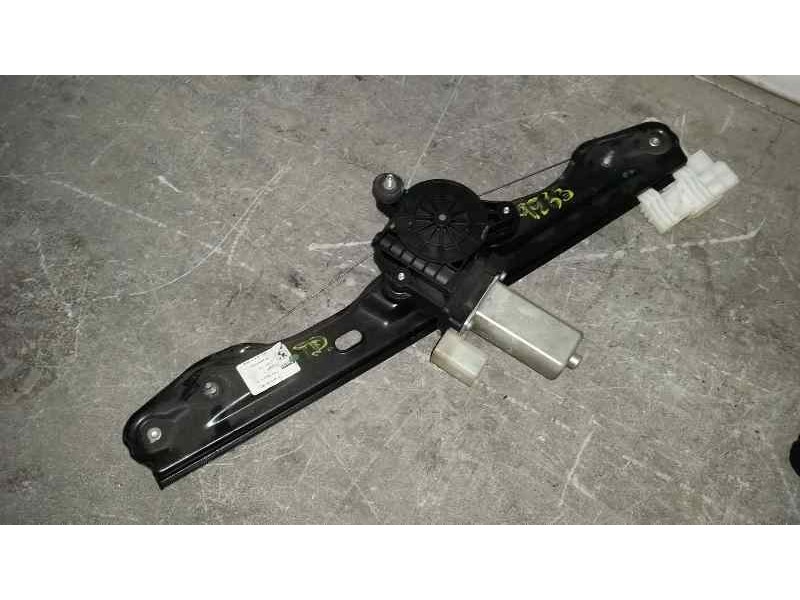 Recambio de elevalunas trasero derecho para bmw serie 1 lim. (f20) 118d referencia OEM IAM  5 PINS ELECTRICO