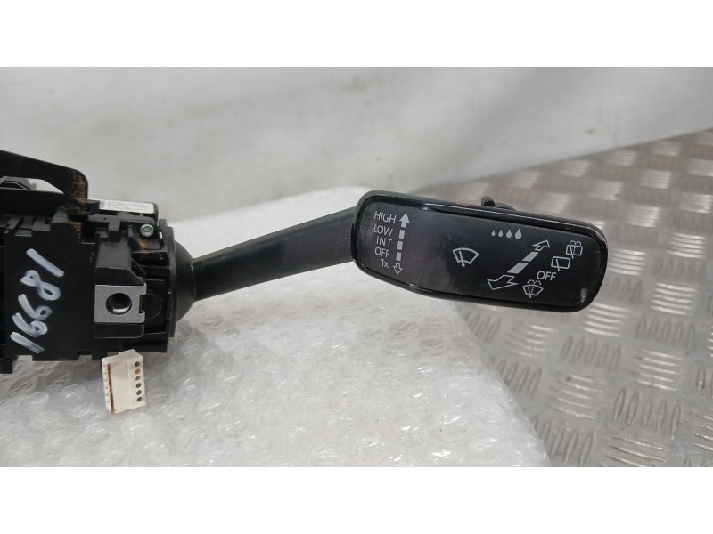 Recambio de mando luces y limpia para seat leon (5f1) 1.4 tgi referencia OEM IAM 5Q0953507HB 1013053403 