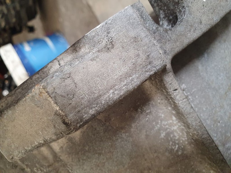 Recambio de caja cambios para bmw serie 3 compact (e46) 320td referencia OEM IAM 23007510061 2204188 5VELOCIDADES