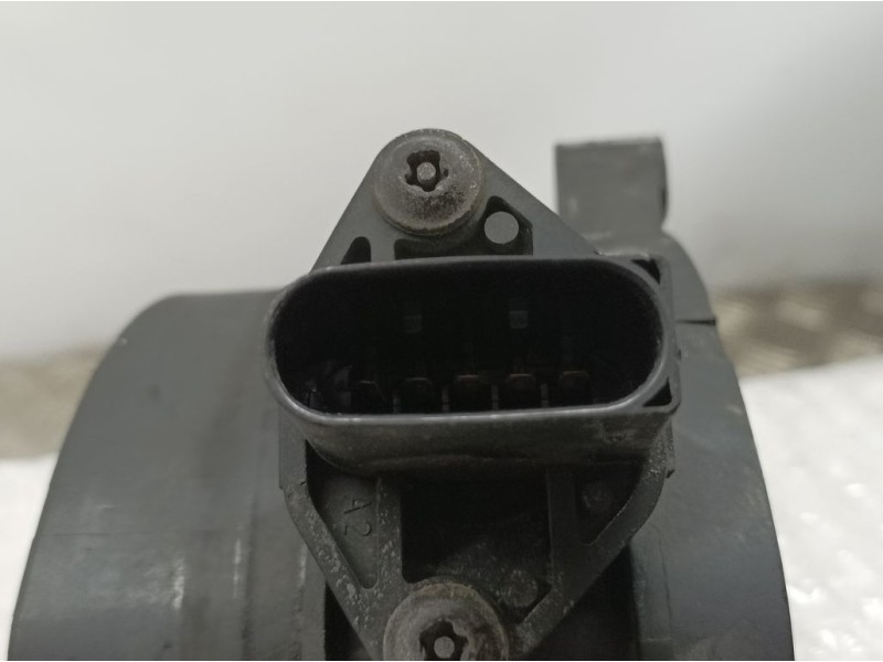 Recambio de caudalimetro para bmw serie 3 compact (e46) 320td referencia OEM IAM 77870760 0928400468 BOSCH
