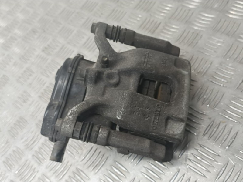 Recambio de pinza freno trasera derecha para honda hr-v (..) elegance referencia OEM IAM 7375A  TRW ELECTRICA