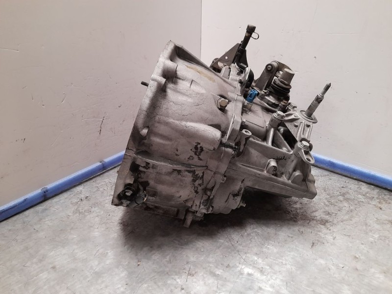 Recambio de caja cambios para renault scenic ii authentique referencia OEM IAM ND0002 A104716 6VELOCIDADES