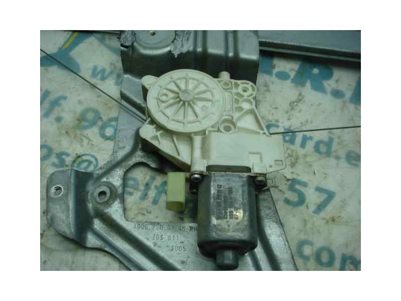 Recambio de elevalunas delantero derecho para volkswagen crafter caja cerrada 2.5 tdi dpf referencia OEM IAM   