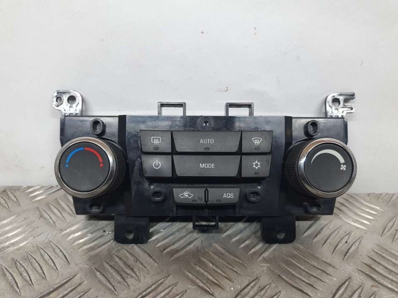 Recambio de mando climatizador para chevrolet cruze lt referencia OEM IAM 3870578  